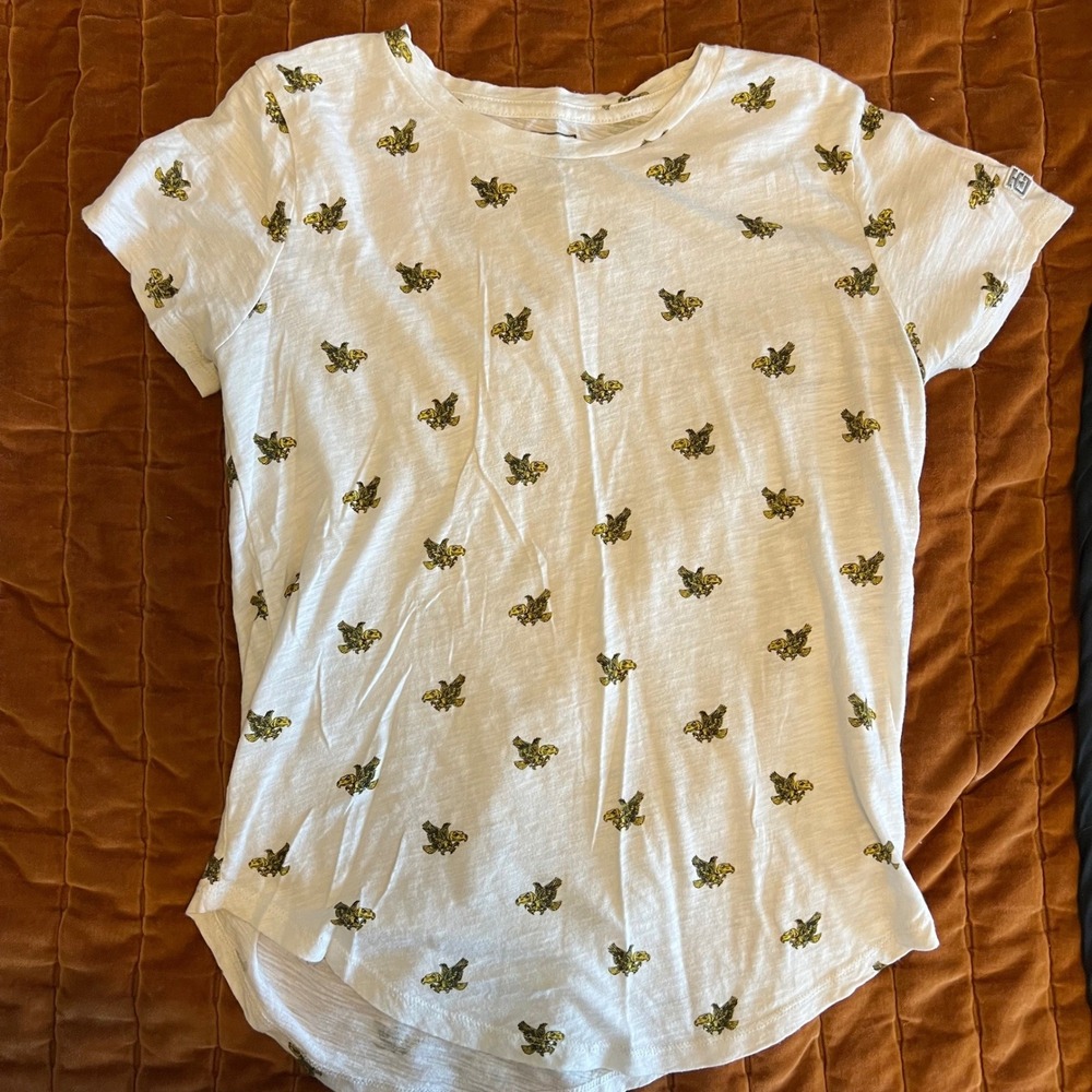 American Eagle Outfitters Women's Hawkeye Iowa Print Slub Knit T-Shirt Tee Top M